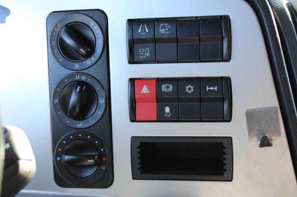 Mercedes-Benz Atego 1223