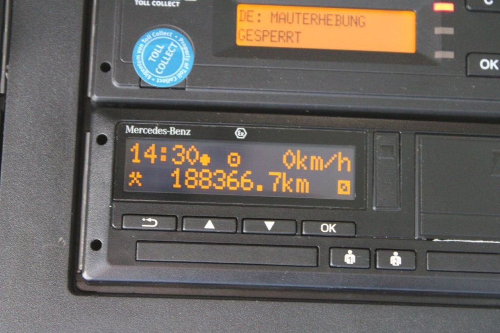 Mercedes-Benz Actros 2542 NAVIGACE + PANAV TVK 18 M (8,20m x 2,4