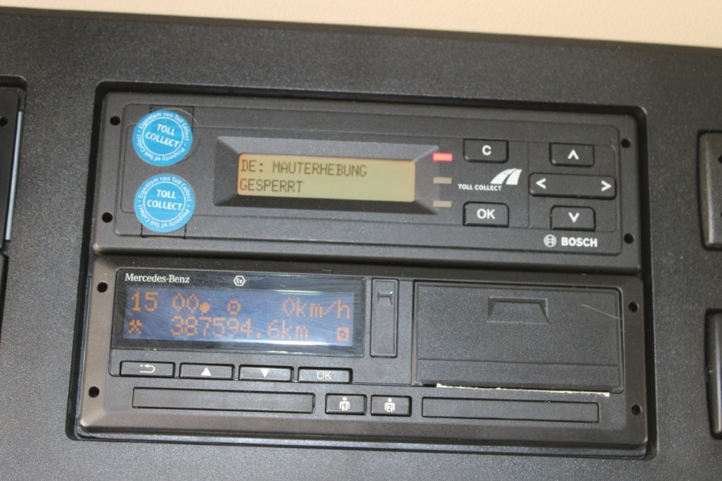 Mercedes-Benz Actros 2542