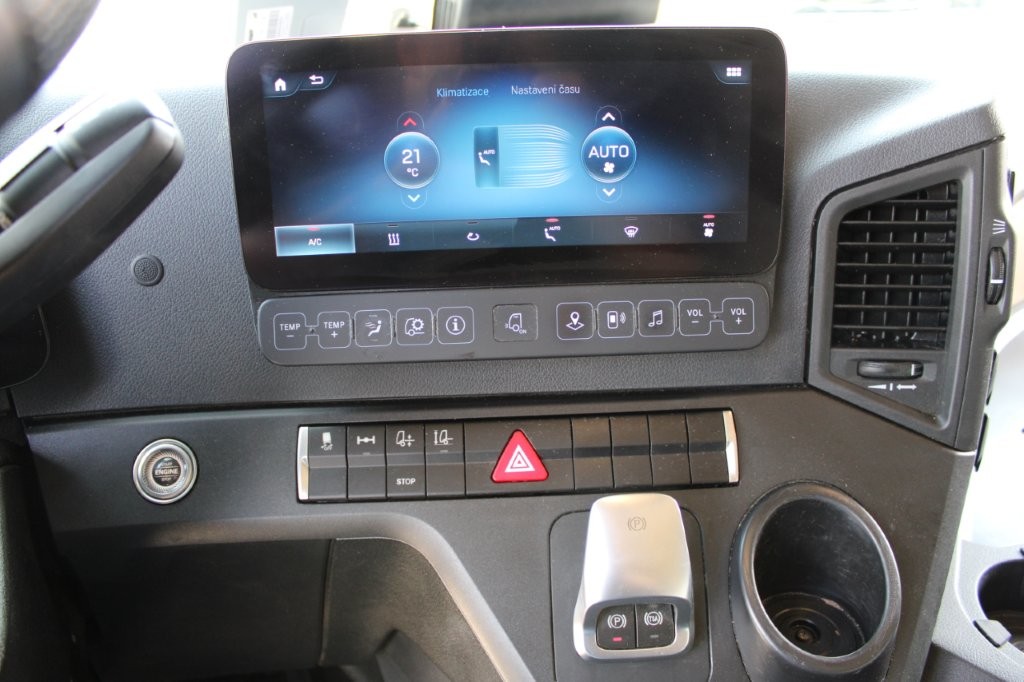 Mercedes-Benz Actros 2542