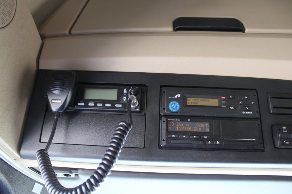 Mercedes-Benz Actros 2542