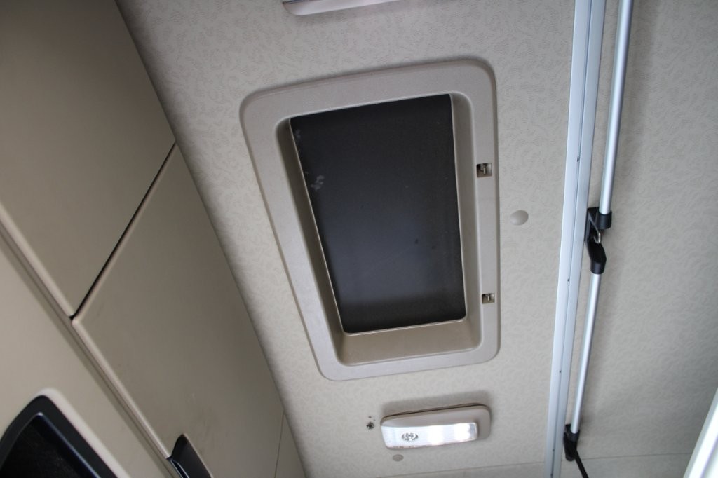 Mercedes-Benz Actros 2542