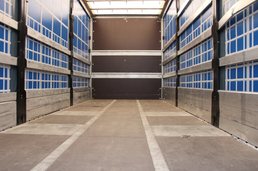 Mercedes-Benz Actros 2542 NAVIGACE + PANAV (8,20m x 2,48m x 3m)